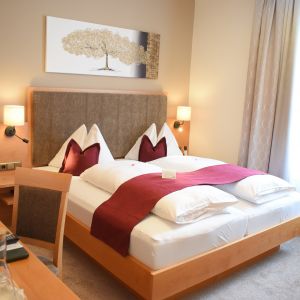 Doppelzimmer mit Balkon